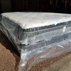 New queen size set delivered $450