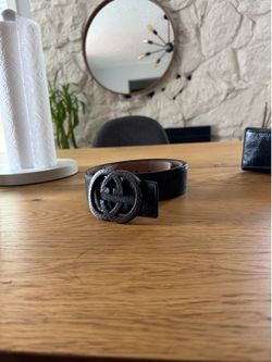 Authentic Gucci belt black