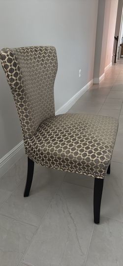 2 chairs