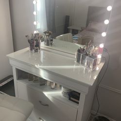 Tv Stand ( Can Be Used As A Vanity Too)