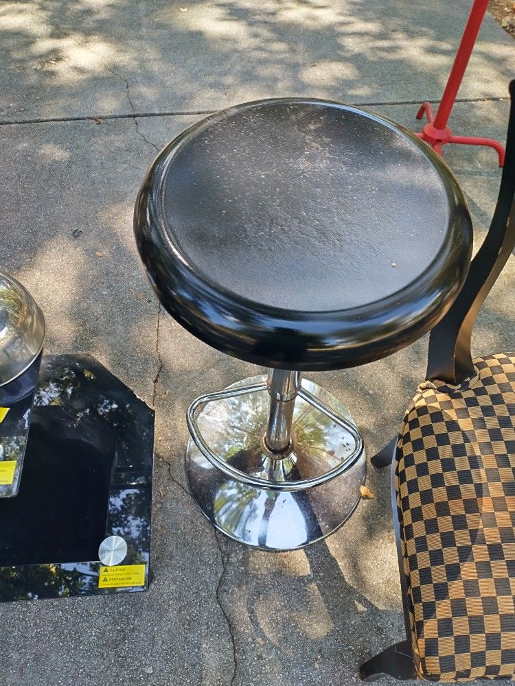 Black Bar Stools 