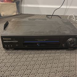 Panasonic PV-8661 VHS Player