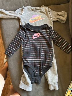 18m Nike swt