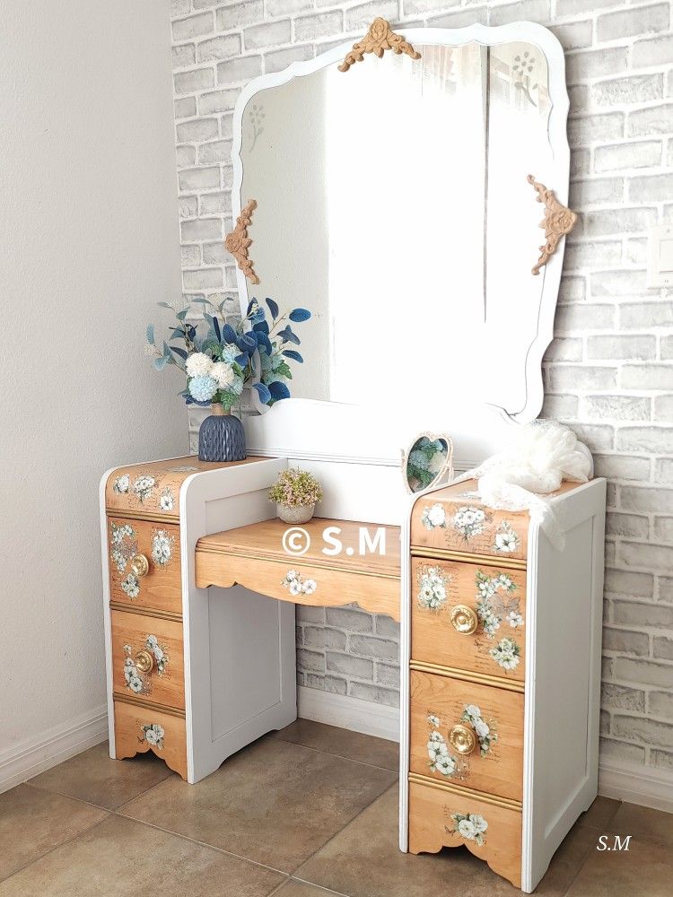 Antique Makeup Vanity