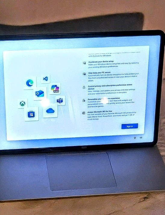 Microsoft Surface Laptop Studio 2 