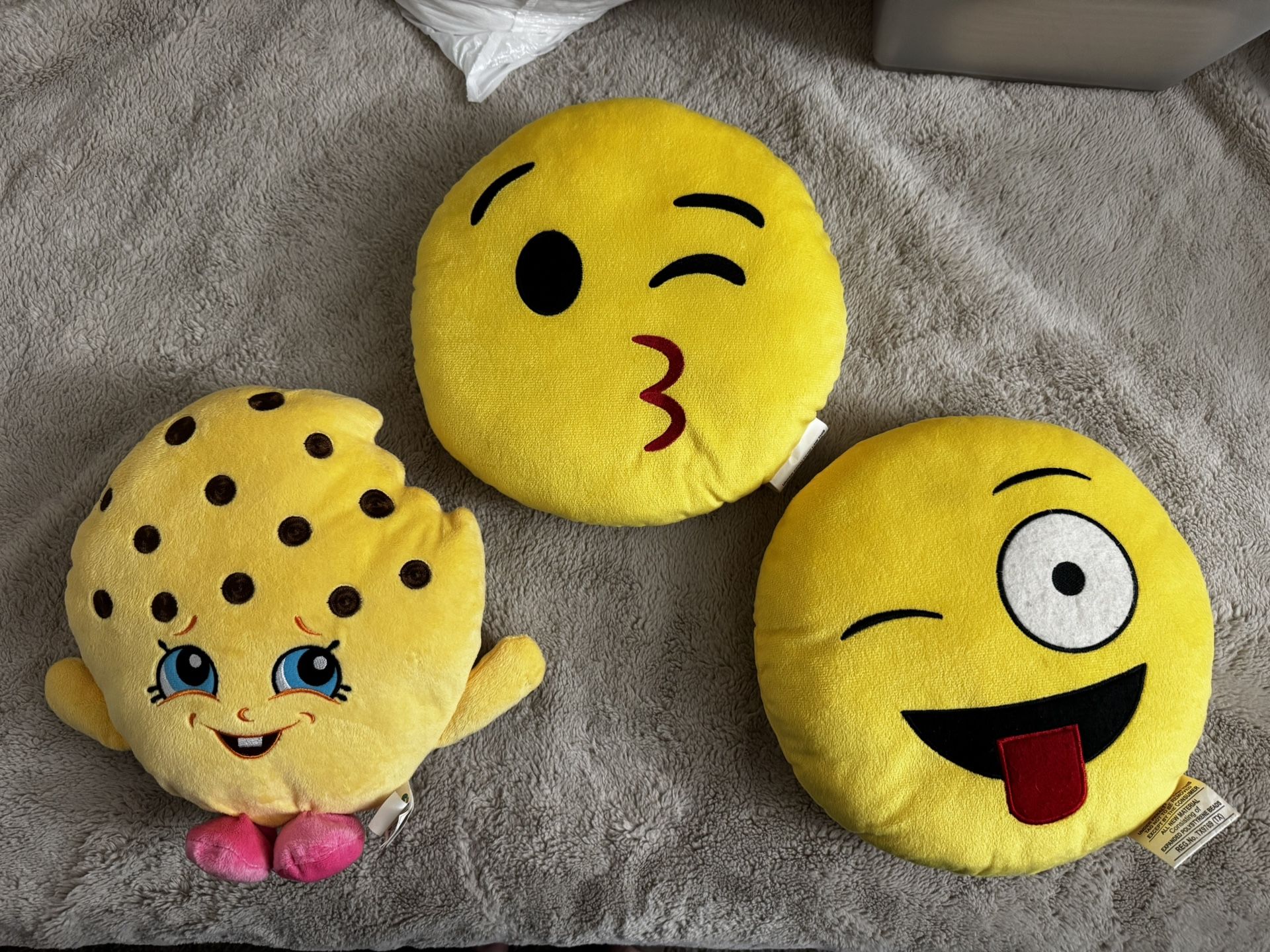 FREE Plushy Pillows