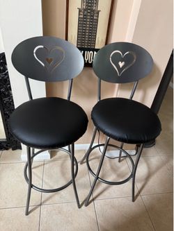 Retro Diner Style Bar Stools with Heart Shaped Design Set of 2