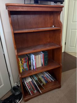 Solid wood book shelf