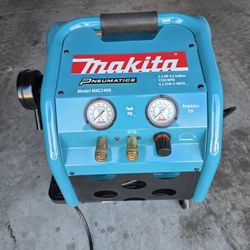 Makita 2.5HP 4 Gallon High Output Air Comressor Like New