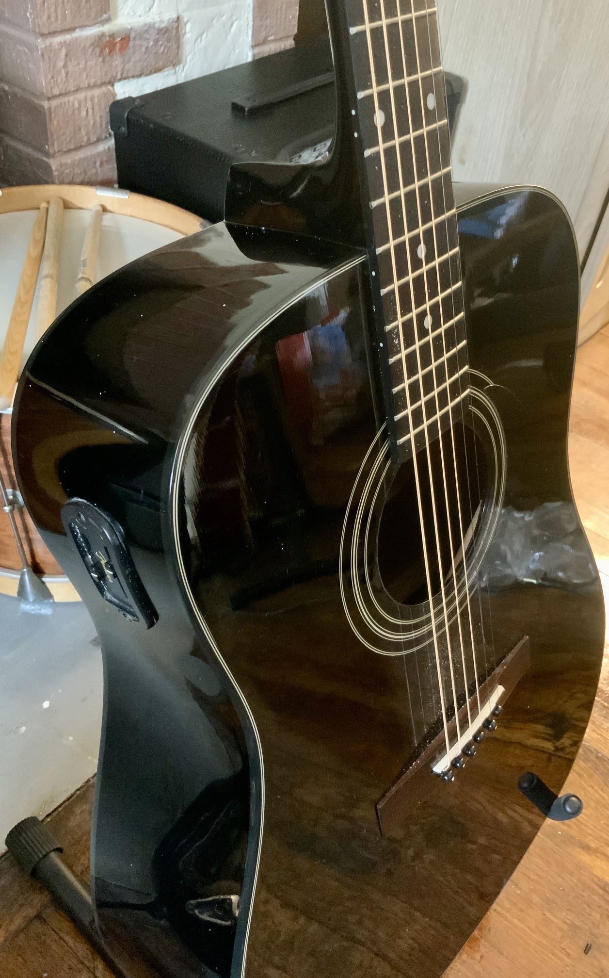 Fender 2024 dg 11