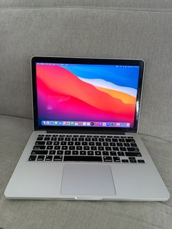 MacBook Pro 13” Retina 3.0ghz i7 16gb ram 500gb ssd