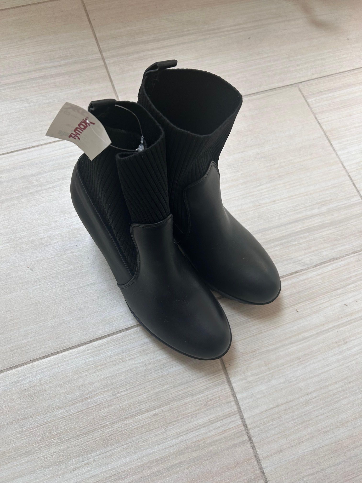 Black Boots