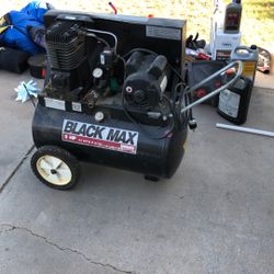 Black Max Air Compressor With Hose