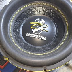 Ground Zero 10-inch Subwoofer And Sealed Box 