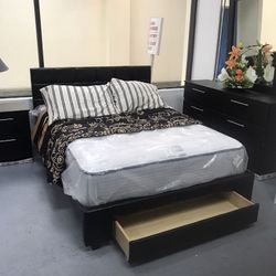 Brand New Sofa//loveseat//Sectional//Queen 4pc Bedroom/Dining set / Mattress Sold Separately No Credit Needed  Finance Available  Miriam’s furniture  