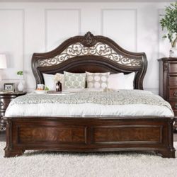 4pc Queen Bedroom Set - Bed Dresser Mirror Nightstand 