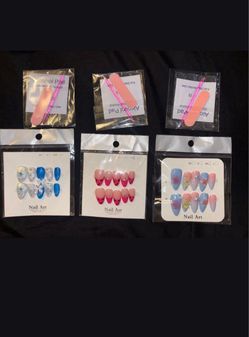 Nail Art Press-On Nail Sets