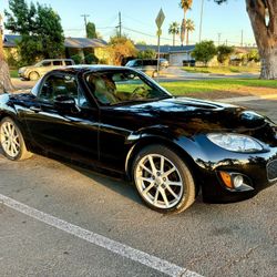 EXCELLENT CONDITION 2010 Mazda Mx-5 Miata RF GT 6-speed Manual