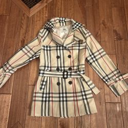  Authentic Burberry Coat