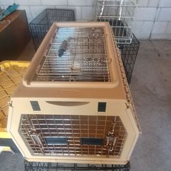 Folding dog or animal cages
