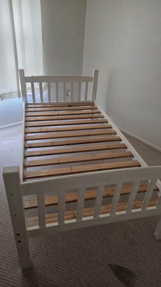 Twin Size Bed 