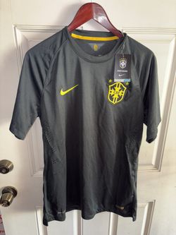 Nike Brazil 2014 (Player Edition) Jersey Men’s Large