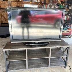 LARGE Toshiba TV