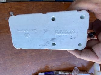 1994 to 2001 Mercedes Benz C class air pump