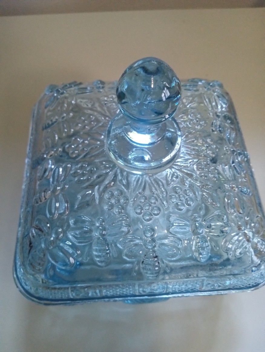 Beautiful Articulate Bumblebee Blue Vintage Glass Dish With Lid
