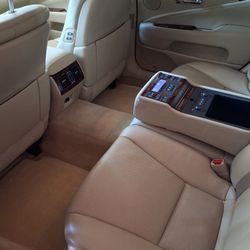 2007 Lexus LS460L