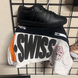 Classic K Swiss 10 1/2