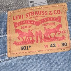 Levis