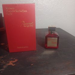 Baccarat Rouge 540 extrait