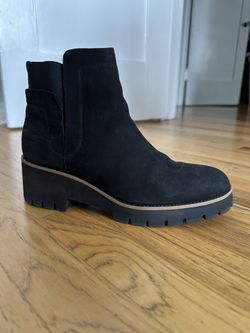 Blondo Women's Danika Waterproof Boot Ankle Chelsea Black Nubuck