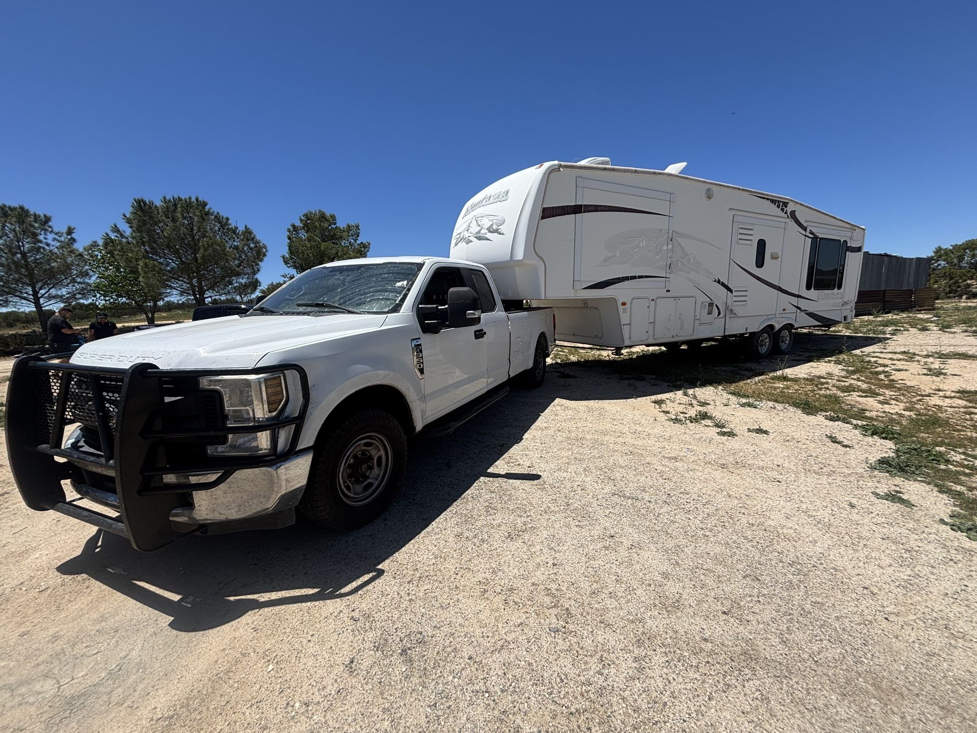 All Trailer, 5th Wheel Help, Move