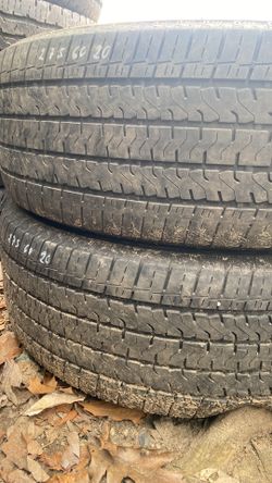 3 Tires 275 60 20 40$ Each 