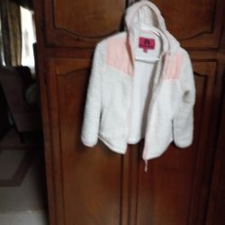 Jacket..hooded.girls..white..pink.M.10-12)