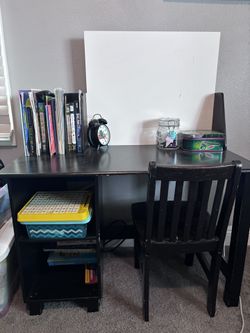 Kids Desk And Chair
