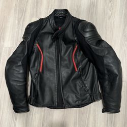 Dainese Ducati Leather Motorcycle Riding Jacket Men’s Size 48 Euro 