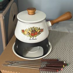 La Fondue- Antique Fondue Pot With Colorful Skewers