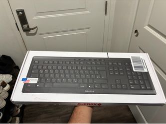 Wireless and wired keyboards
