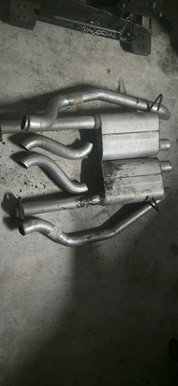 Dual EXHAUST FLOWMASTER