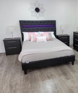 Bedroom Set . Stylish And Comfort For Your Home! - Juego de cuarto ¡ Estilo y comodidad para su hogar!