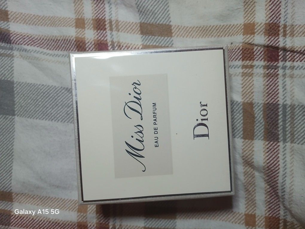 Miss Dior Eau De Parfum