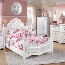 Exquisite Full Poster Youth Bedroom Set

