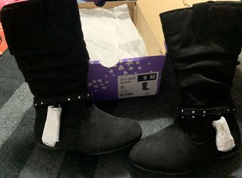 New girls size 9 boots