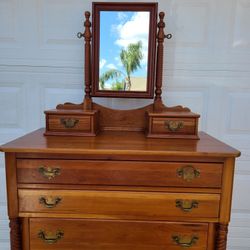 Dresser