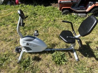 Workout sit down bike pick up only