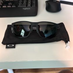 Men’s Oakley Holbrook Metal Black With Prizm Grey Lenses