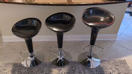Bunky Swivel Adjustable Modern Counter Bar Stools